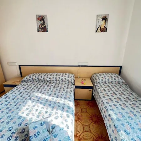 דירה Cozy One-bedroom